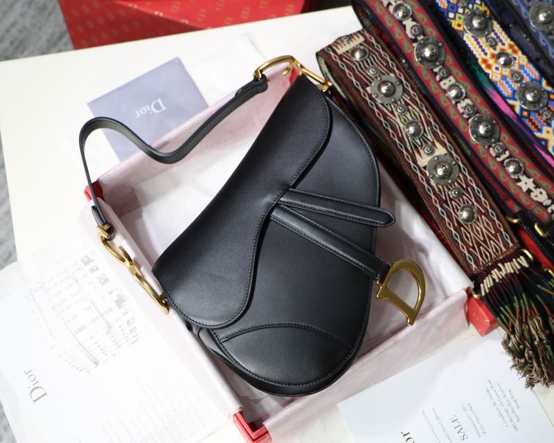 DIOR L25.5x20x6.5cm yz