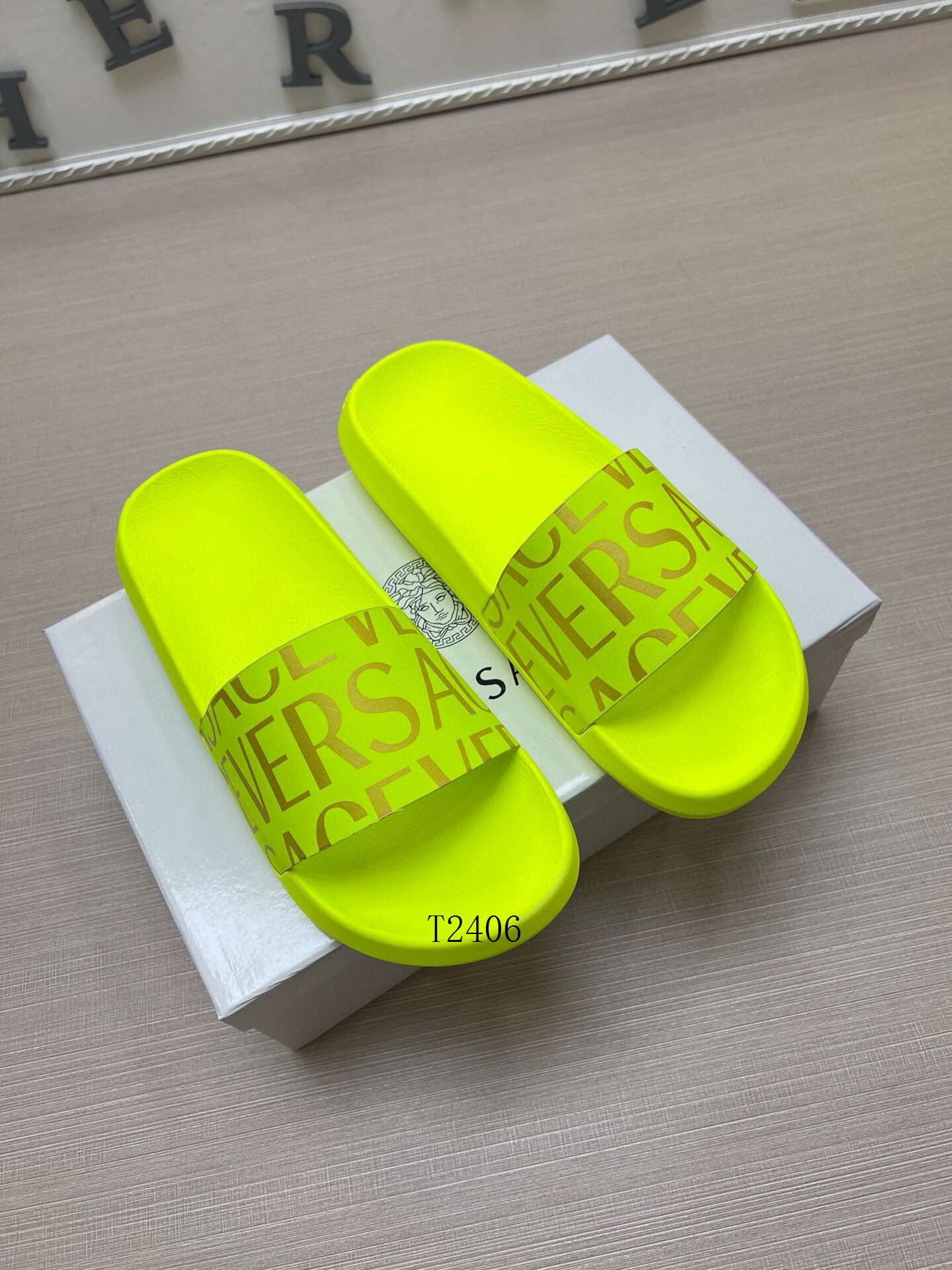 Versace Slippers 0718