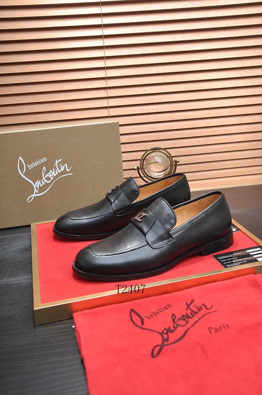 Chrstian Loubotin Dress Shoes 0418