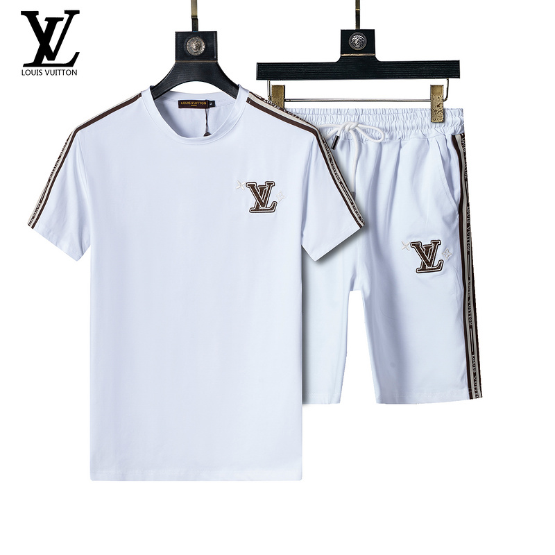 LV 2 Pieces Short 8q
