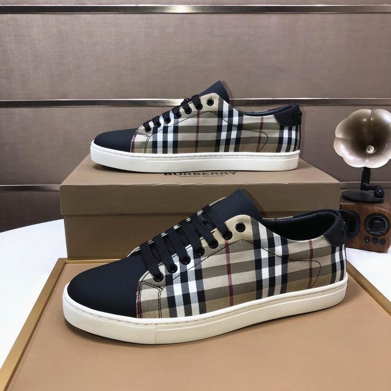 Burberry 2026 0811