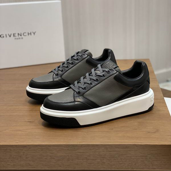 Givenchy 2026 0815