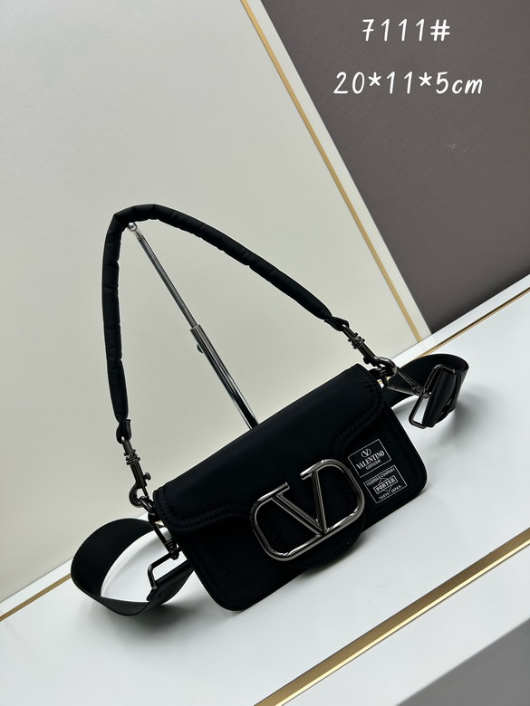 Valentino 7111 20x11x5cm jj