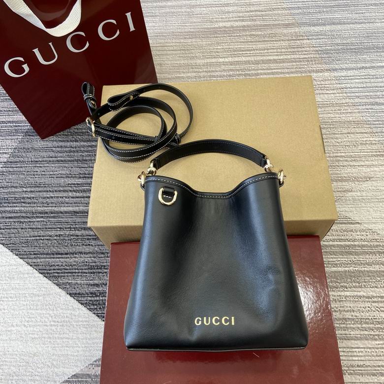 816118 19X18X11cm MP