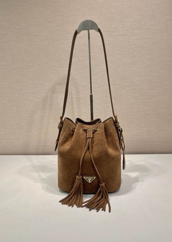 1BE079 25X22X13cm WP