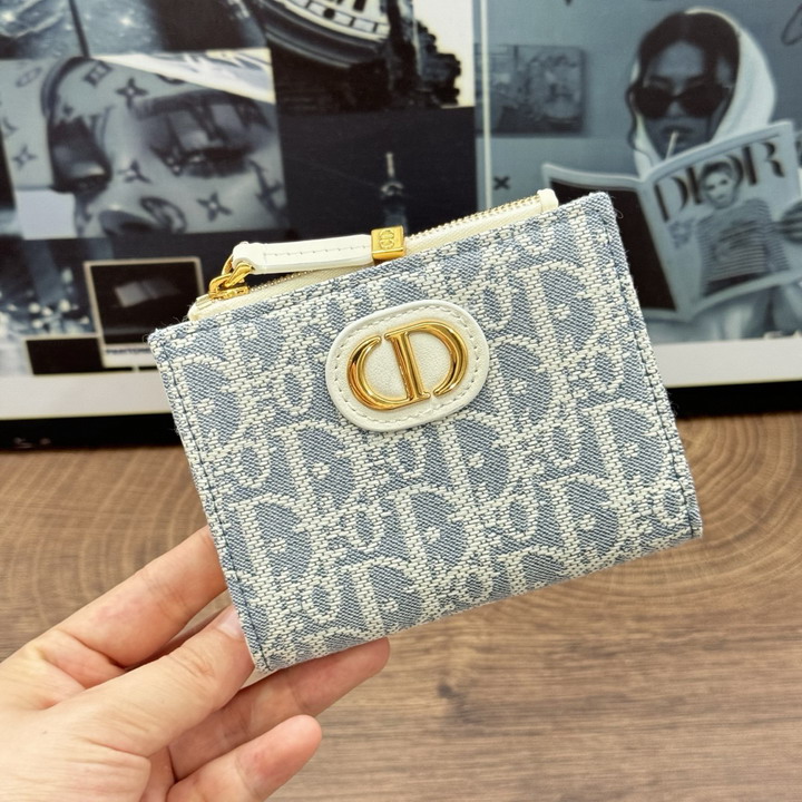 Dior S2197 11.5x9x2cm CC..