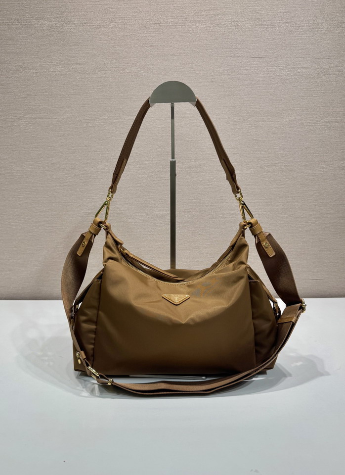 Prada 1BC264 32x22x11.5cm AP1