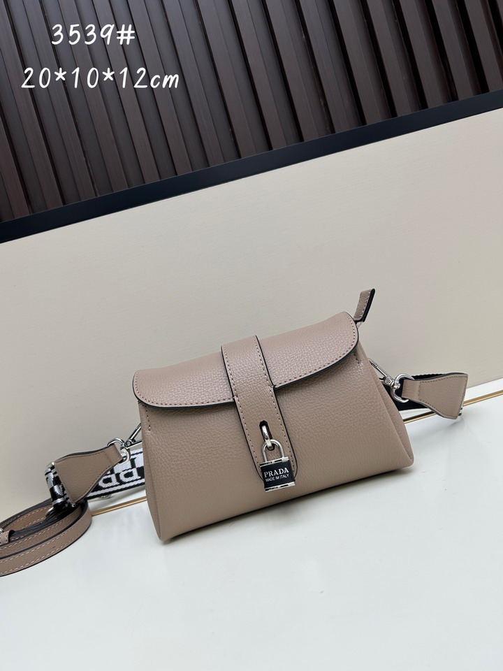 Prada 3539 22x10x12cm ss3