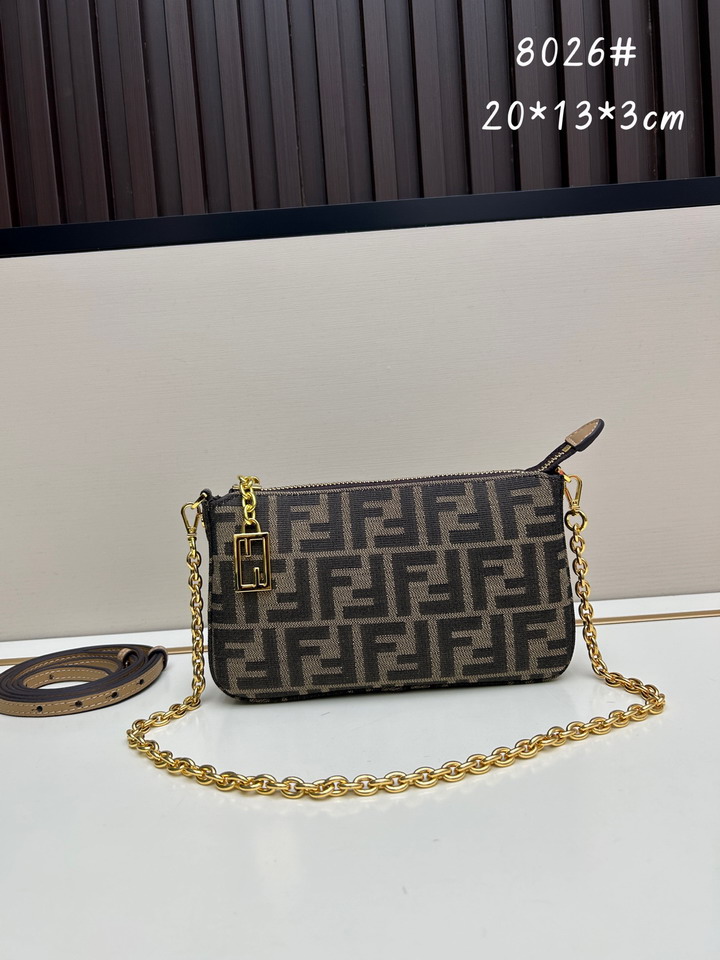 Fendi F8026  20x3x13cm jj