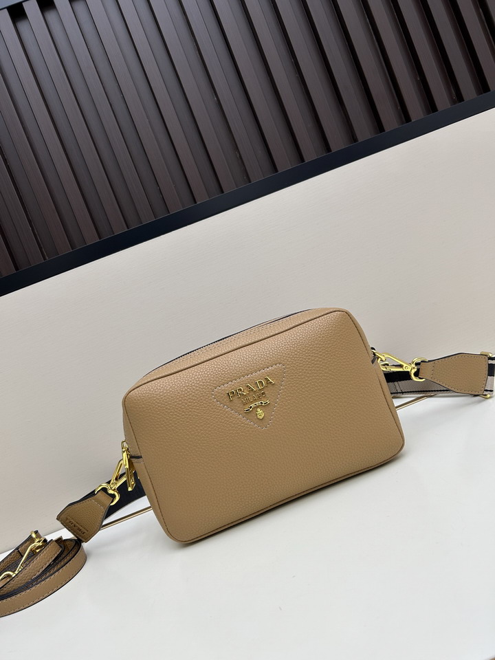 Prada 66202 22x14x8cm jj