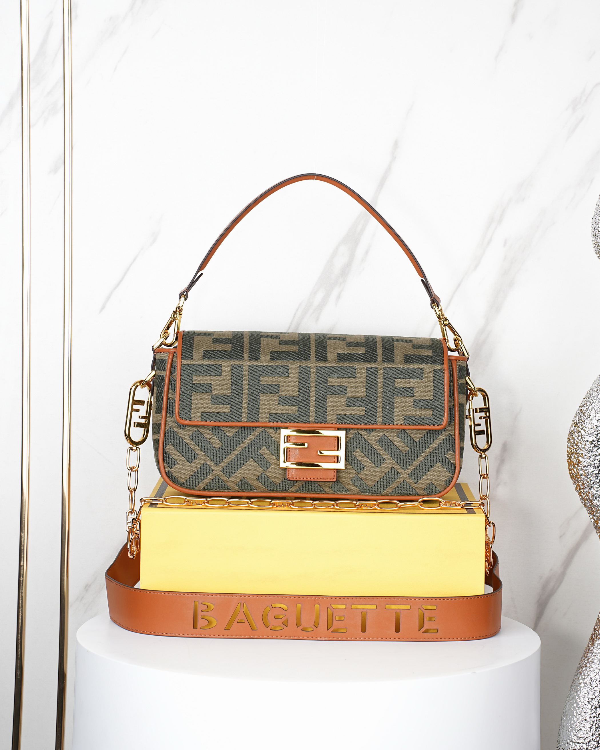 Fendi baguette 27x6x14cm jj5