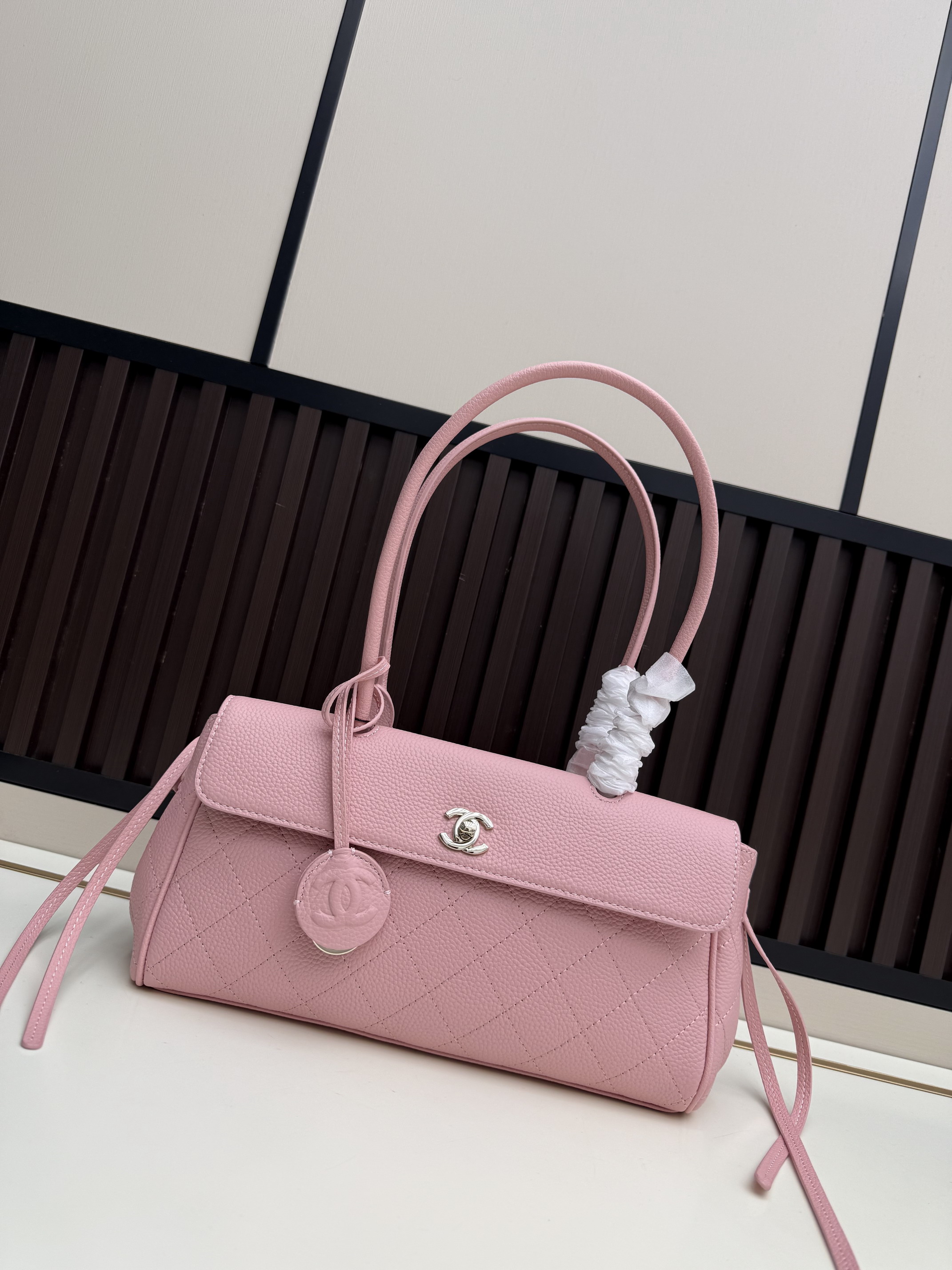 Chanel 021 30x16x12cm jj2