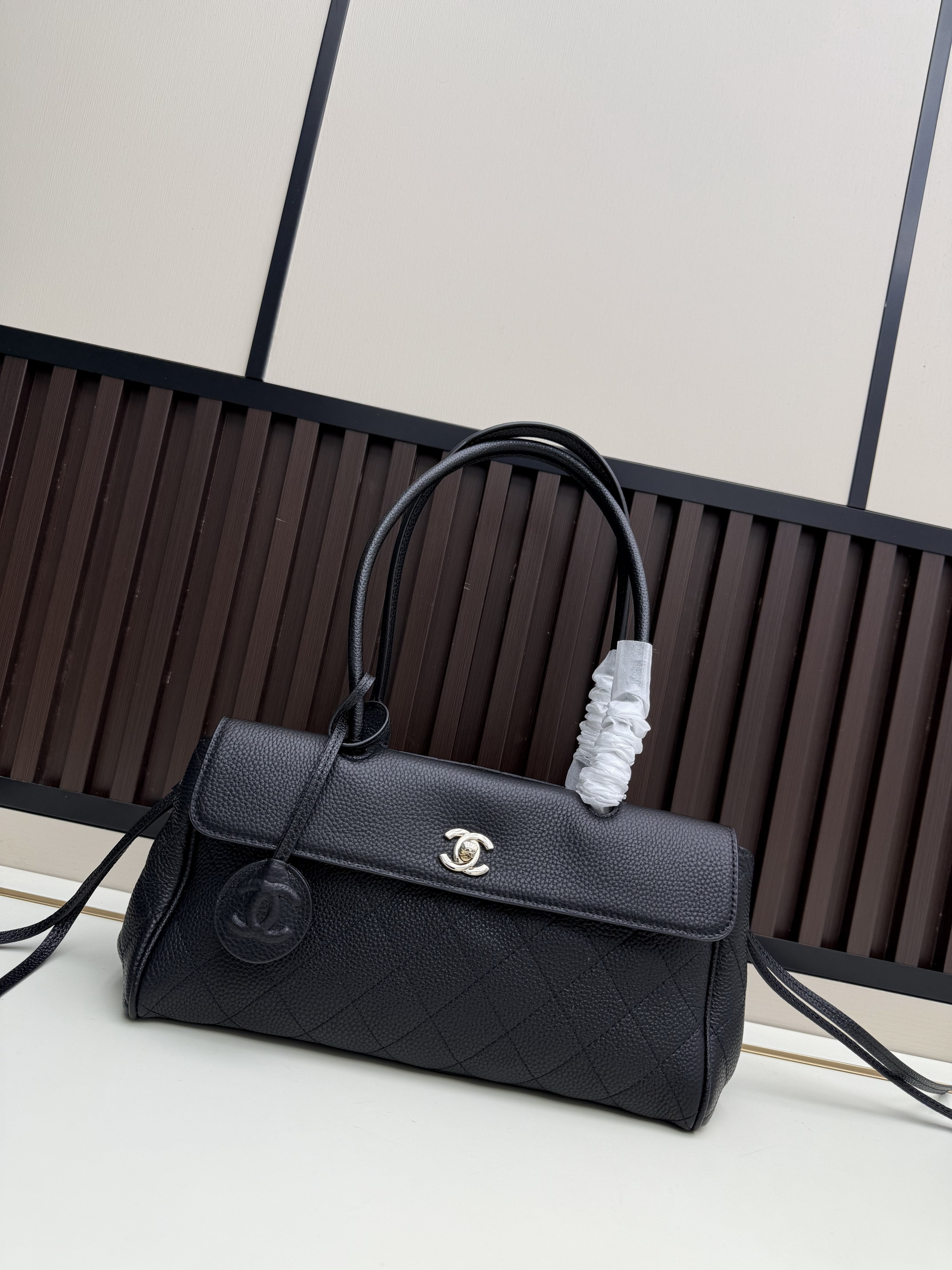 Chanel 021 30x16x12cm jj4