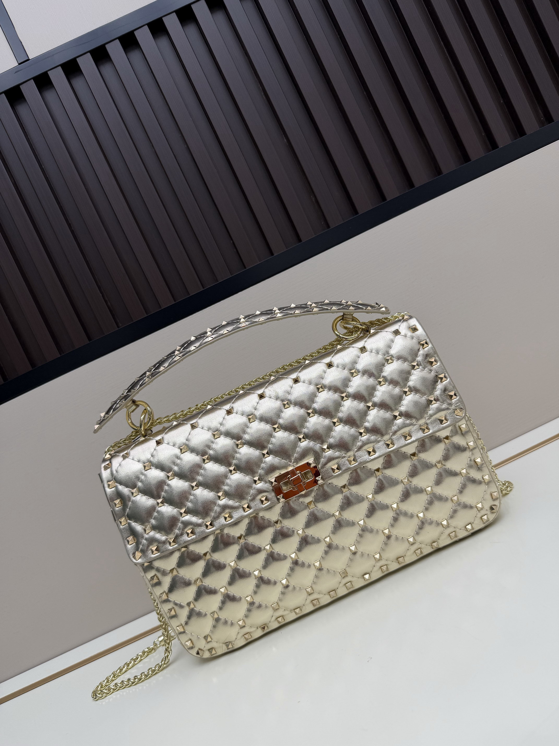 Val 0128 30x8.5x20cm jj