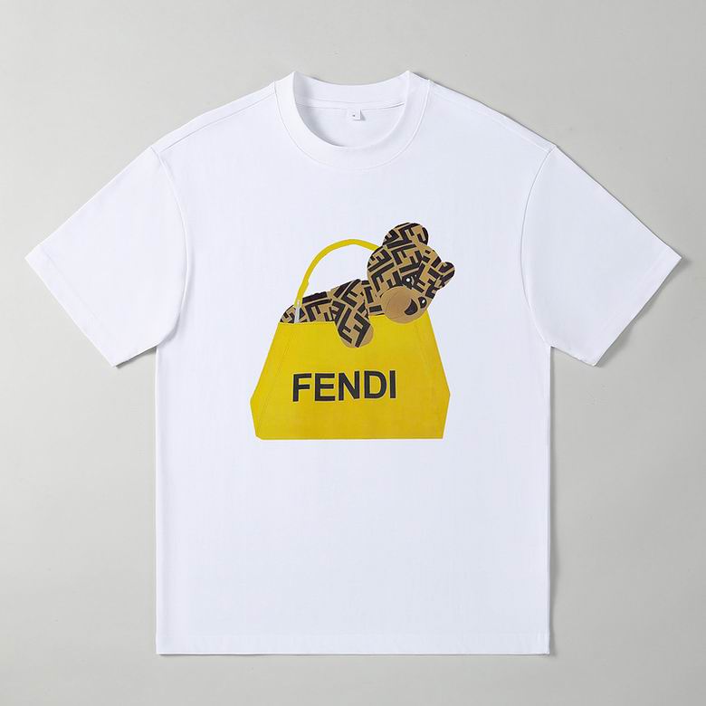 Fendi T Shirt 21m 0518
