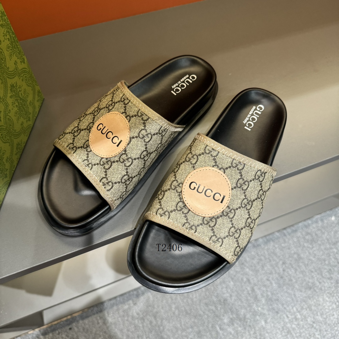 Slippers man 0901