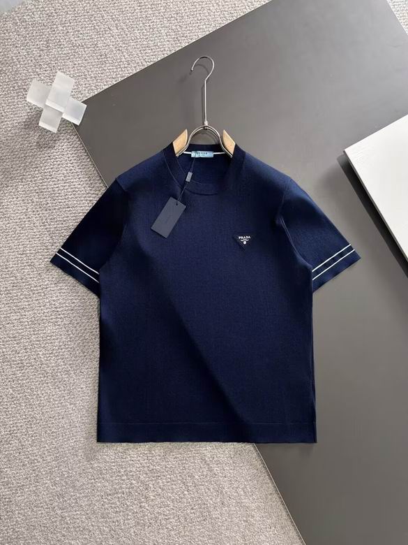 Prada T Shirt 12j 0617