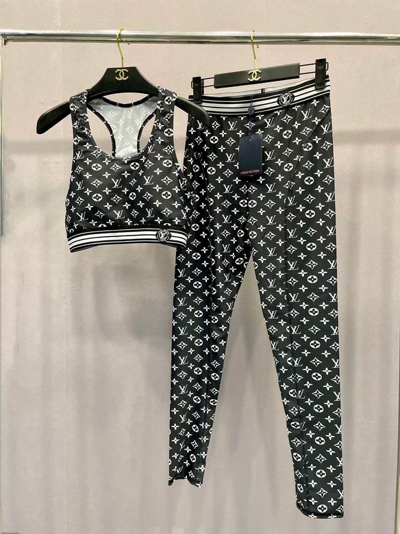 LV Yoga Clothes  0508