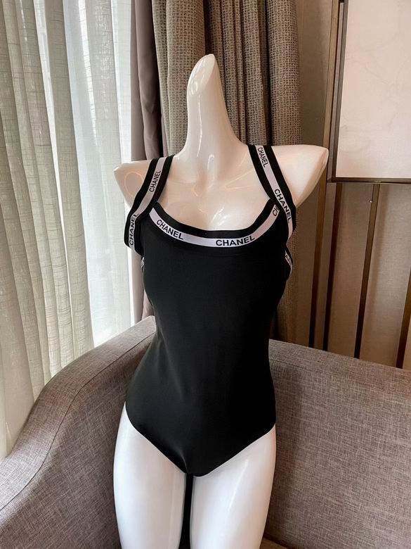 Chanel S-XL  X8