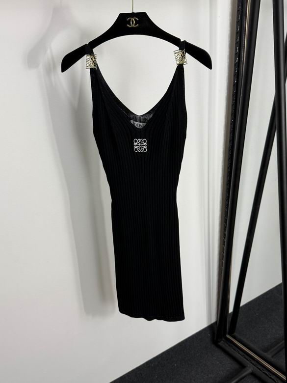 Loewe Uniform 46