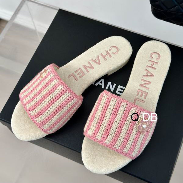 Chanel slippers woman Ts