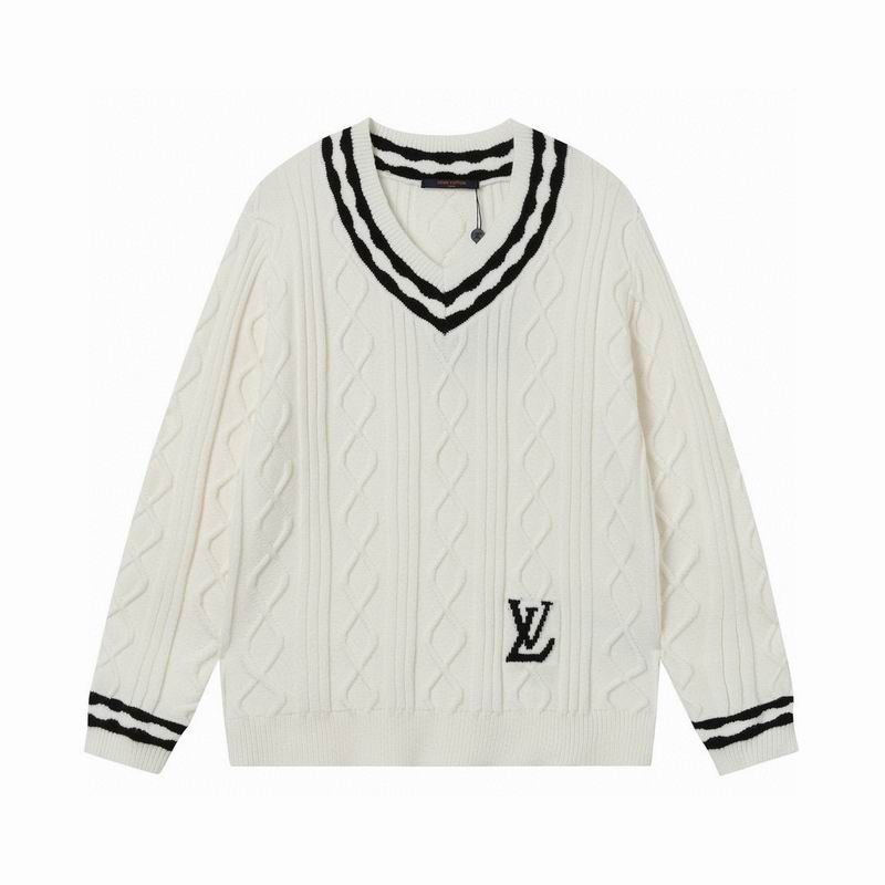 LV Sweater att