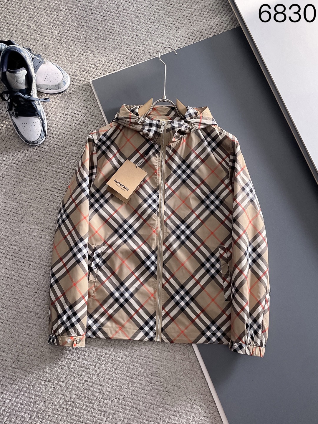 Burberry Jacket 25c