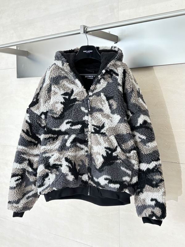 Balenciaga S-XL wdtr28