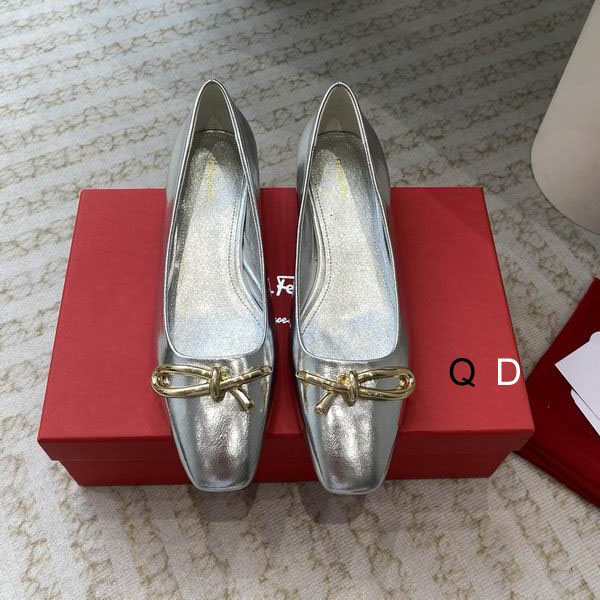 Ferragamo Single shoes woman Ts