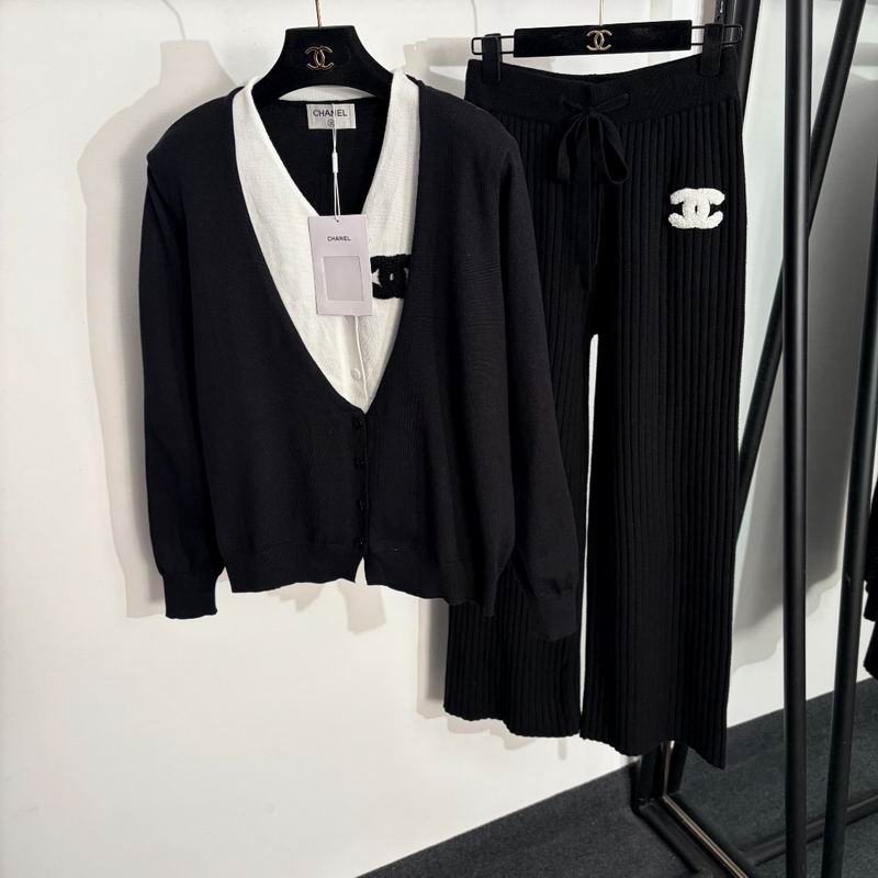 Chanel one size 13