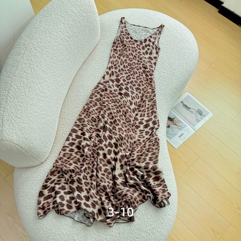MiuMiu S-XL 143