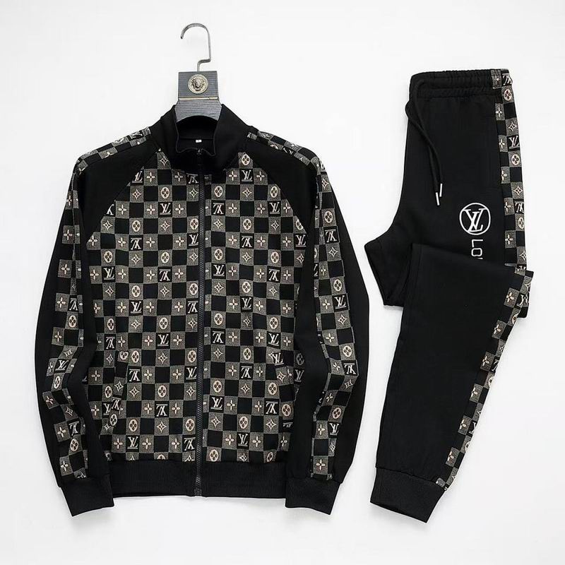 LV 2 Pieces 8q