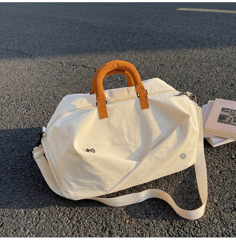 Lululemon ZMN2302 43x22x25cm 4C KK