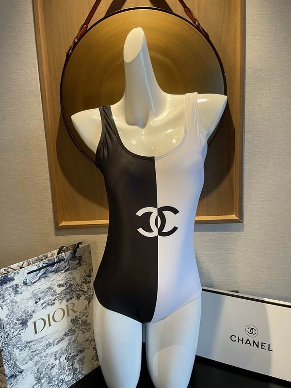 Chanel S-XL 225