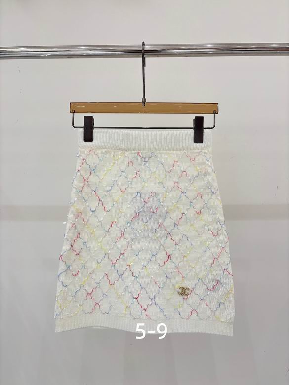 Chanel S-XL 200