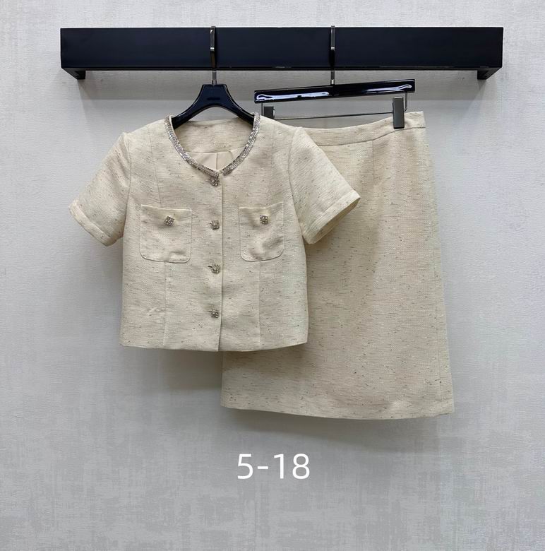 Chanel S-XL 49