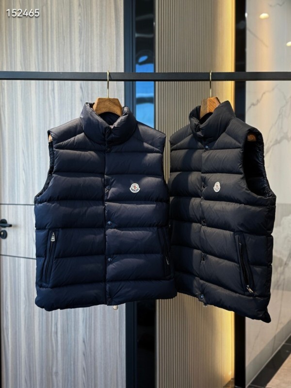Moncler sz1-5 26yr355