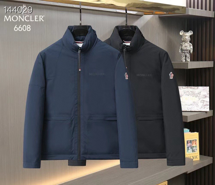 Moncler sz1-5 26yr307