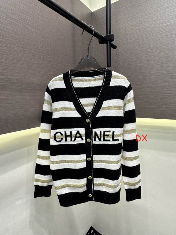 Chanel One Size 56