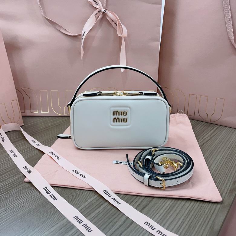 5BH229  18X9.5X6.5cm YG 3colour