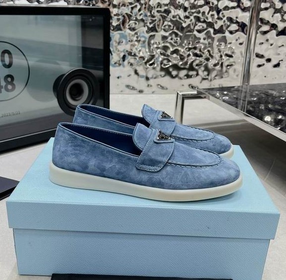 Prada Casual Women 0614
